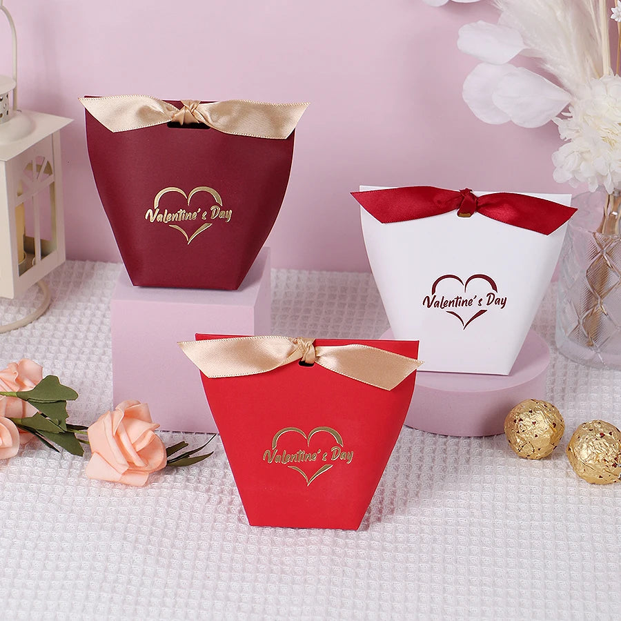 Valentine's Day Heart-Shaped Gift Boxes – Cookies & Candy Decor